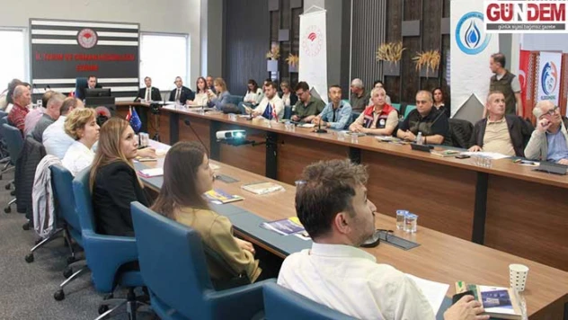 Taşkın risk planı Edirne'de görüşüldü