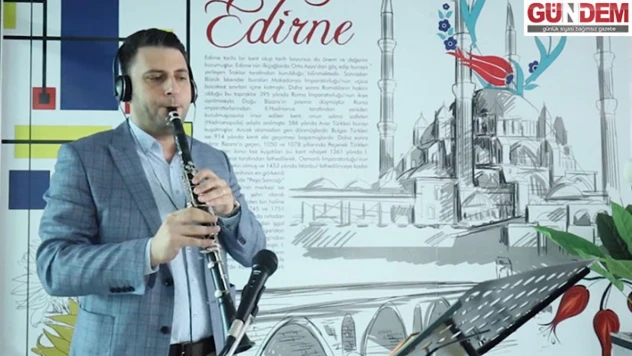 TED Edirne Koleji korosundan Cumhuriyet'in 100. Yılına özel 'Trakya'dan 100. Yıl Marşı'