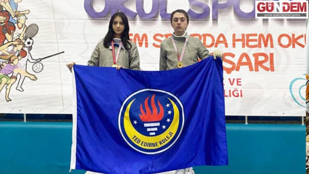 TED Edirne Koleji'nden Eskrimde çifte başarı