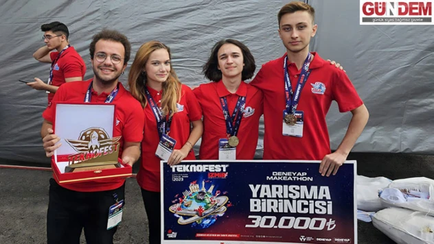 TED Edirne Koleji'nin Desteklediği Takm Teknofest'te Şampiyon Oldu