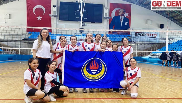 TED Edirne Koleji, turnuvada üst tura çıkmaya hak kazandı
