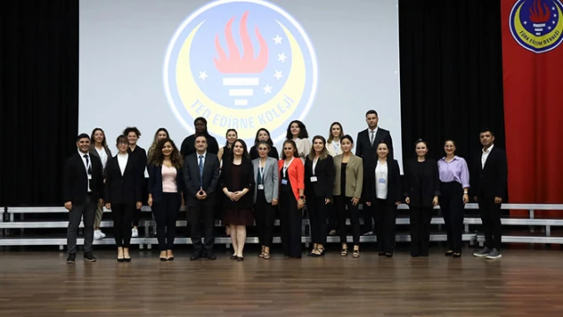 TED Edirne Kolejinde velilerin katılımıyla bilgilendirme toplantısı düzenlendi