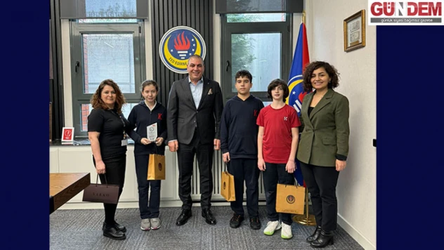 TED'li öğrenciler, Edirne'yi anlattıkları yarışmadan birincilik elde etti
