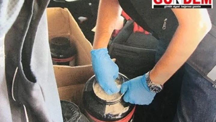  	Protein tozu kutusunda uyuşturucu