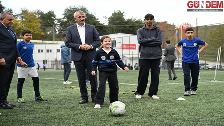 Edirne Valisi Sezer, sporla buluşturulan öğrencilerle bir araya geldi
