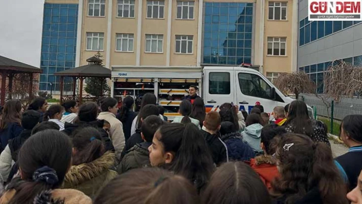 Trakya Üniversitesi’nde öğrencilere afet eğitimi