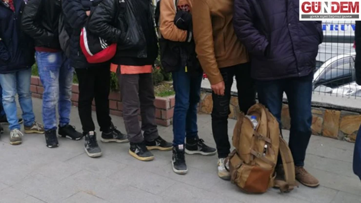 24 düzensiz göçmen yakalandı
