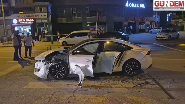 4 aracın karıştığı zincirleme trafik kazasında 1 kişi yaralandı