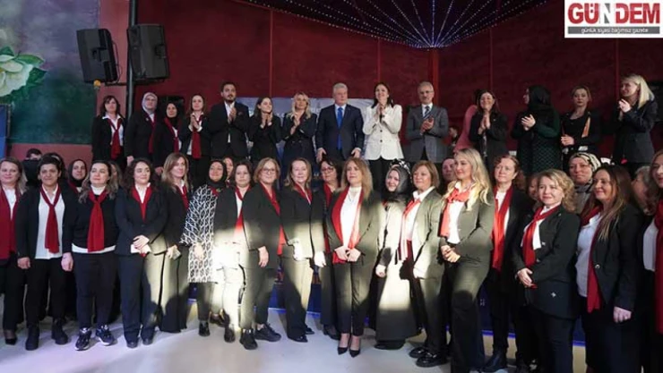 AK Parti'de bayrak değişimi