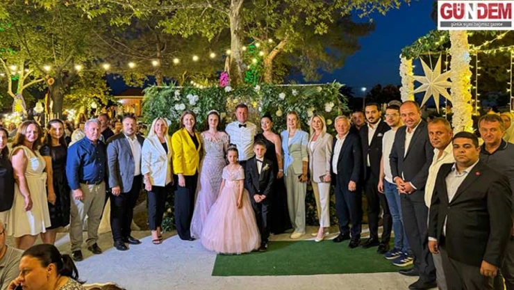 AK Parti Heyeti Ertaş ailesinin mutlu gününde yanındaydı