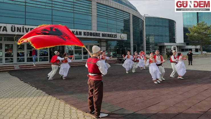Balkan Halk Oyunları Festivali Başladı