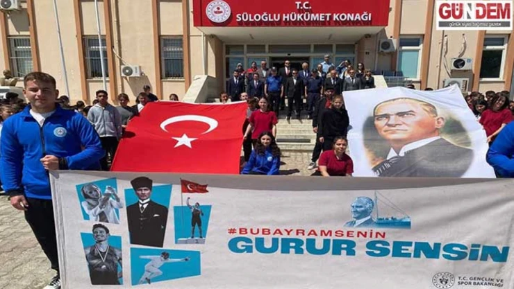 Bayram coşkusu meydanlara taştı