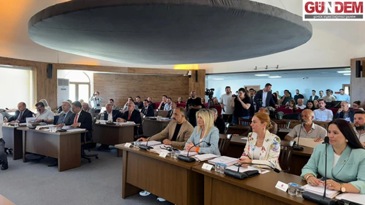 Belediye meclisine ekmek zammı damga vurdu