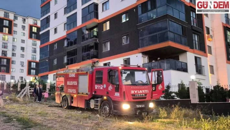 Bir evin balkonunda çıkan yangın korkuttu