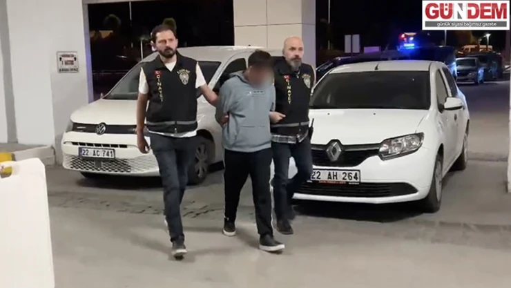 Biri hükümlü 4 aranan kişi pansiyondaki aynı odada yakalandı