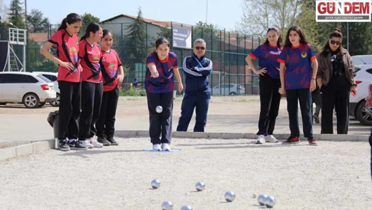 Bocce müsabakaları sürüyor