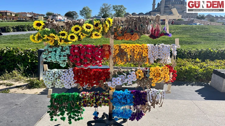 Çiçek taçları, büyük ilgi görüyor