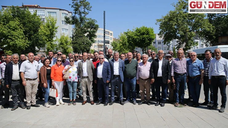 Çiftçiler tarım alanlarına izinsiz konulan tiny houseların kaldırılmasına destek verdi