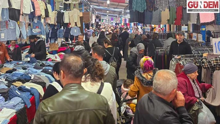 Cuma Pazarı'nda bayram hareketliliği yaşandı