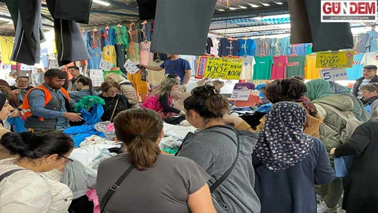 Cuma pazarına yoğun ilgi