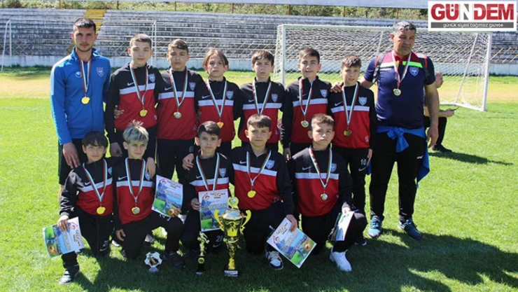 Edirne Birlik Spor Kulübü sporcuları, Bulgaristan'da ter döktü