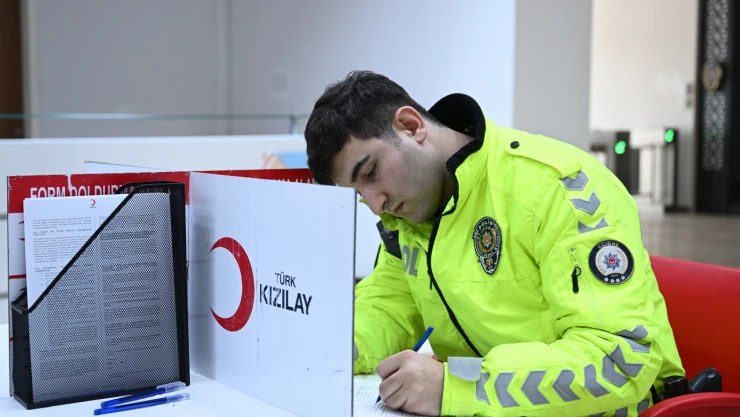 Edirne'de emniyet personeli kan bağışında bulundu