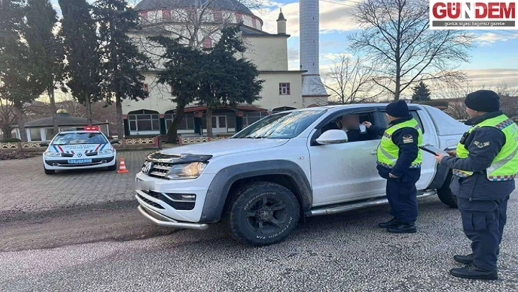 Edirne'de Jandarma ekipleri alkol denetimi yaptı