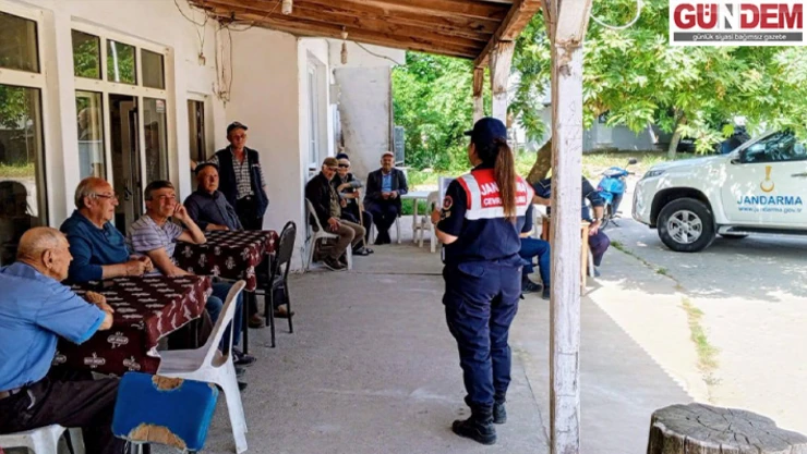 Edirne'de jandarma vatandaşları orman yangınlarına karşı bilgilendirdi