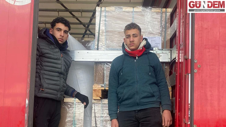 Edirne'de tır dorsesinde 2 düzensiz göçmen yakalandı