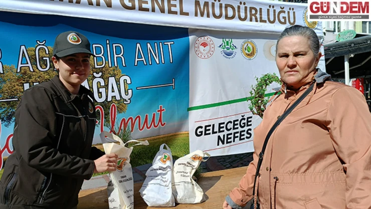 Edirne'de vatandaşlara fidan dağıtıldı