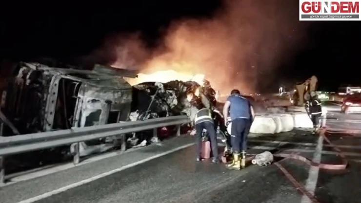 Edirne'de yanan pamuk yüklü tırın sürücüsü yaralandı