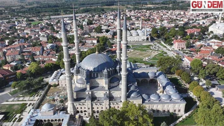 Edirne İdare Mahkemesi, Selimiye Camisi'nin kubbe tezyinatı işlemi için yürütmeyi durdurma kararı verdi