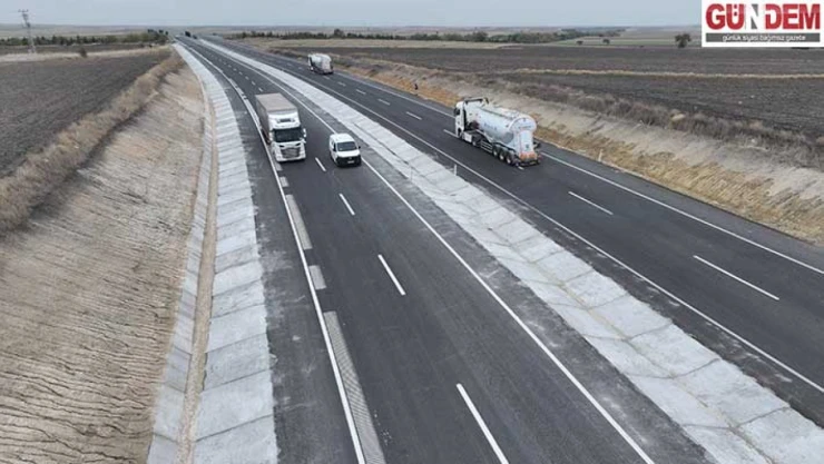 Edirne-Kırklareli arasındaki 'melodili yol'dan geçenler Mehter Marşı eşliğinde yolculuk yapıyor