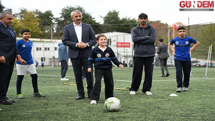 Edirne Valisi Sezer, sporla buluşturulan öğrencilerle bir araya geldi