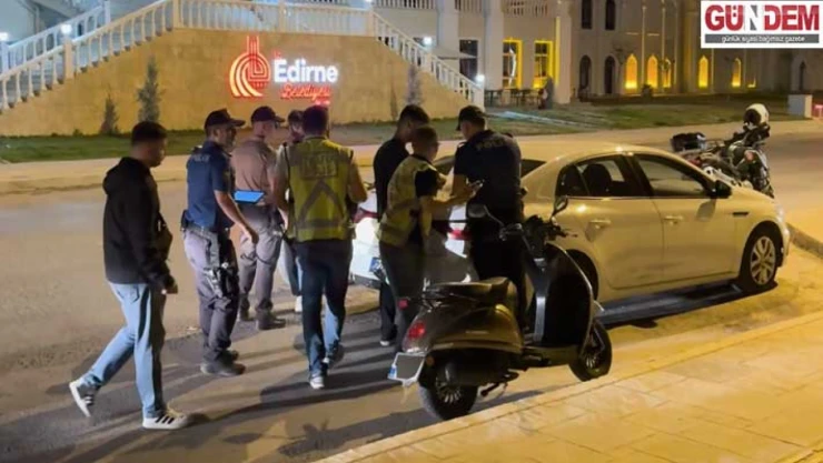 Ehliyetsiz motosiklet sürücüsü ile annesine 37 bin lira ceza