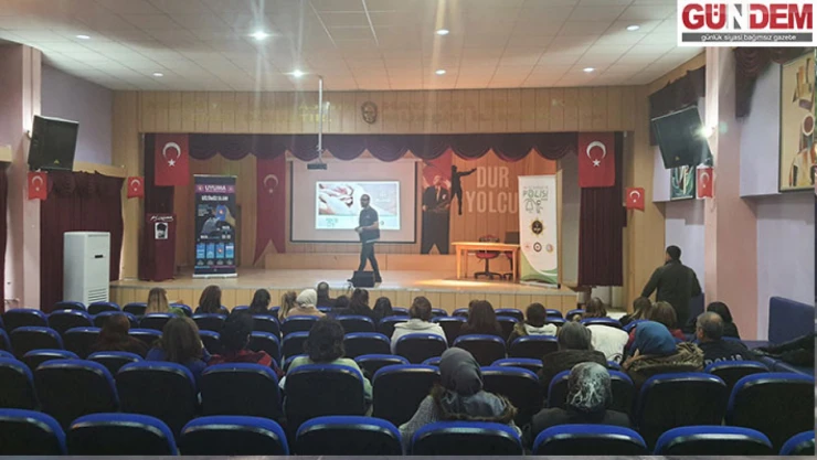 'En iyi Narkotik Polisi Anne' semineri düzenlendi