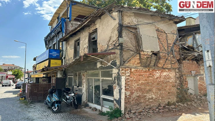 Faciaya davetiye çıkarıyor