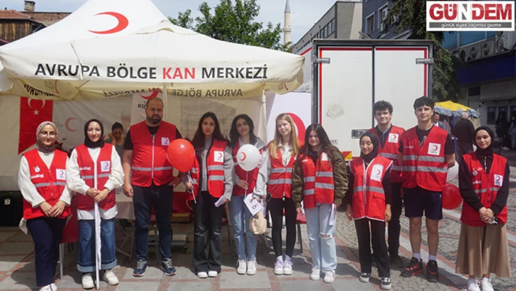 Genç Kızılay Gönüllülerinden teşvik çalışması