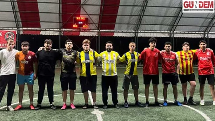 Gençler Süloğlu'nda Futbolun Keyfini Çıkardı