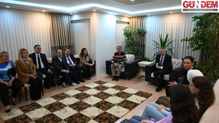 Göktaş, şehit ailesini ziyaret etti