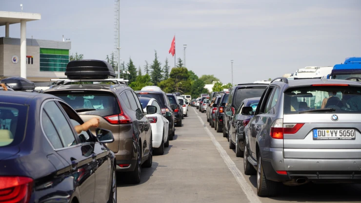 Gurbetçilerin hüzünlü dönüş yolculukları başladı