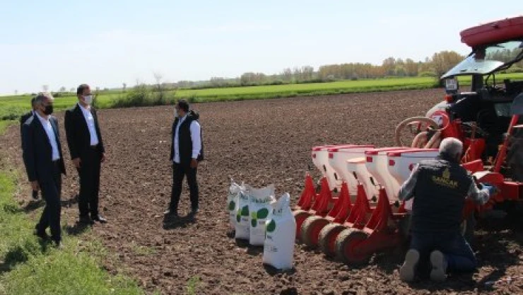 Üreticilere soya tohumu