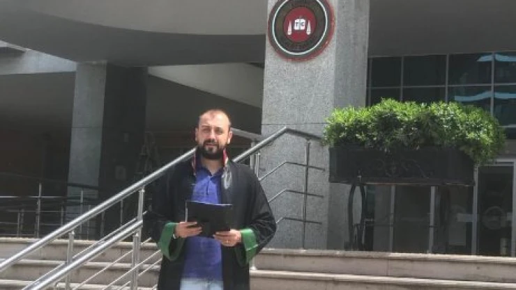 Hukukçular İsrail'in peşinde