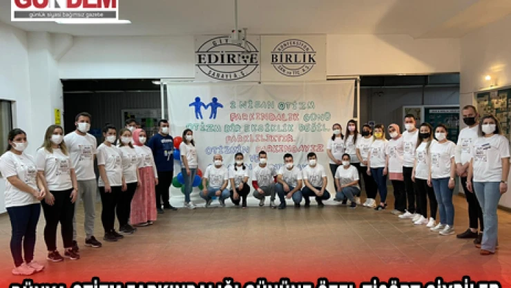 Dünya Otizm Farkındalığı Gününe özel tişört giydiler