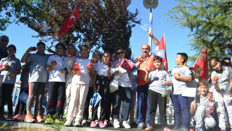 Hareket et, sağlıklı beslen