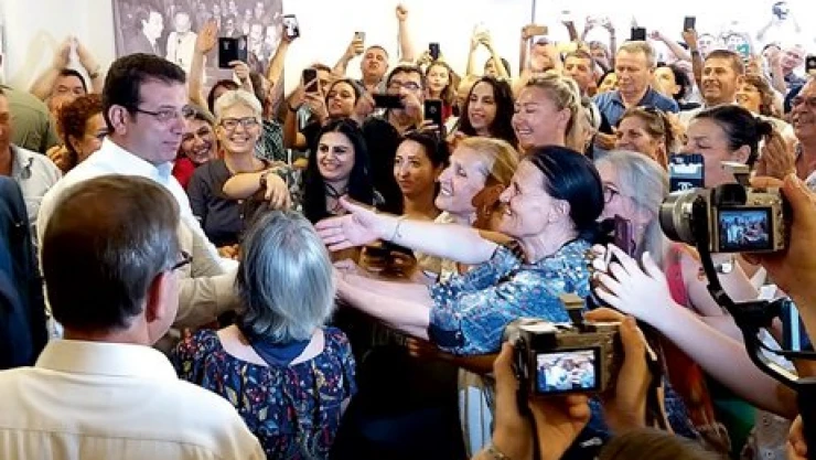 İmamoğlu'na büyük ilgi
