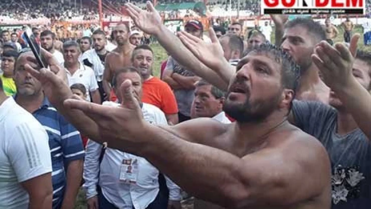 Kara, Kırkpınar'ı bıraktı