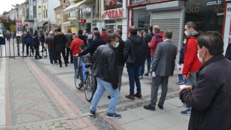 Cumartesi de sokağa çıkma yasağı