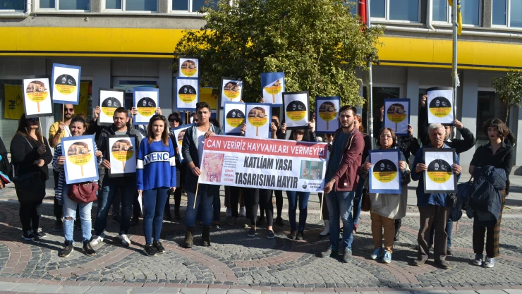 'Can verir, canlarımızı vermeyiz'
