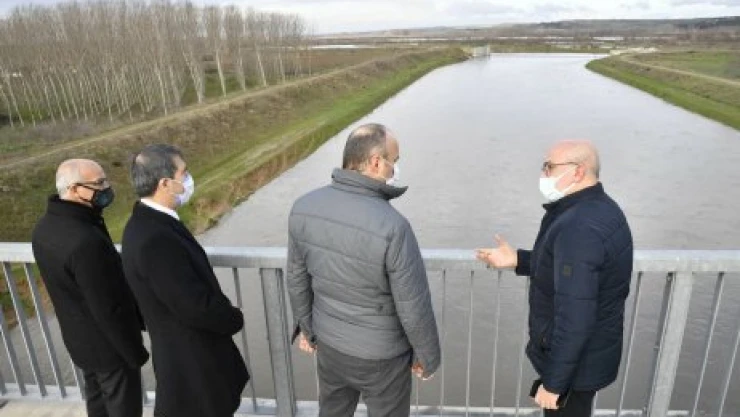 Vali Canalp, nehirleri inceledi